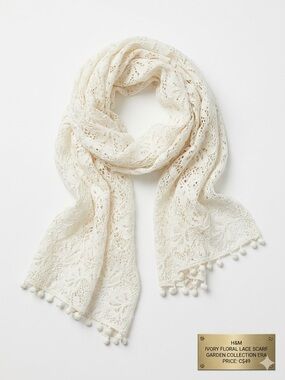 H&M Stunning Ivory Floral Lace scarf – 65% Cotton – Garden collection Era